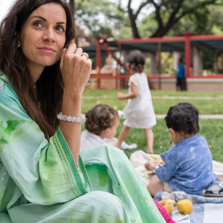 Pierres pour l'harmonie familiale : cultivez l'amour et la paix avec l'aventurine et le quartz rose