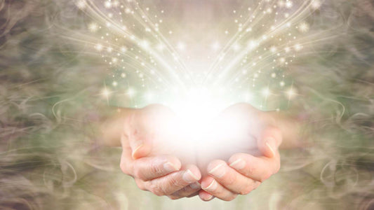 Comment recharger vos énergies après les vacances avec la lithothérapie