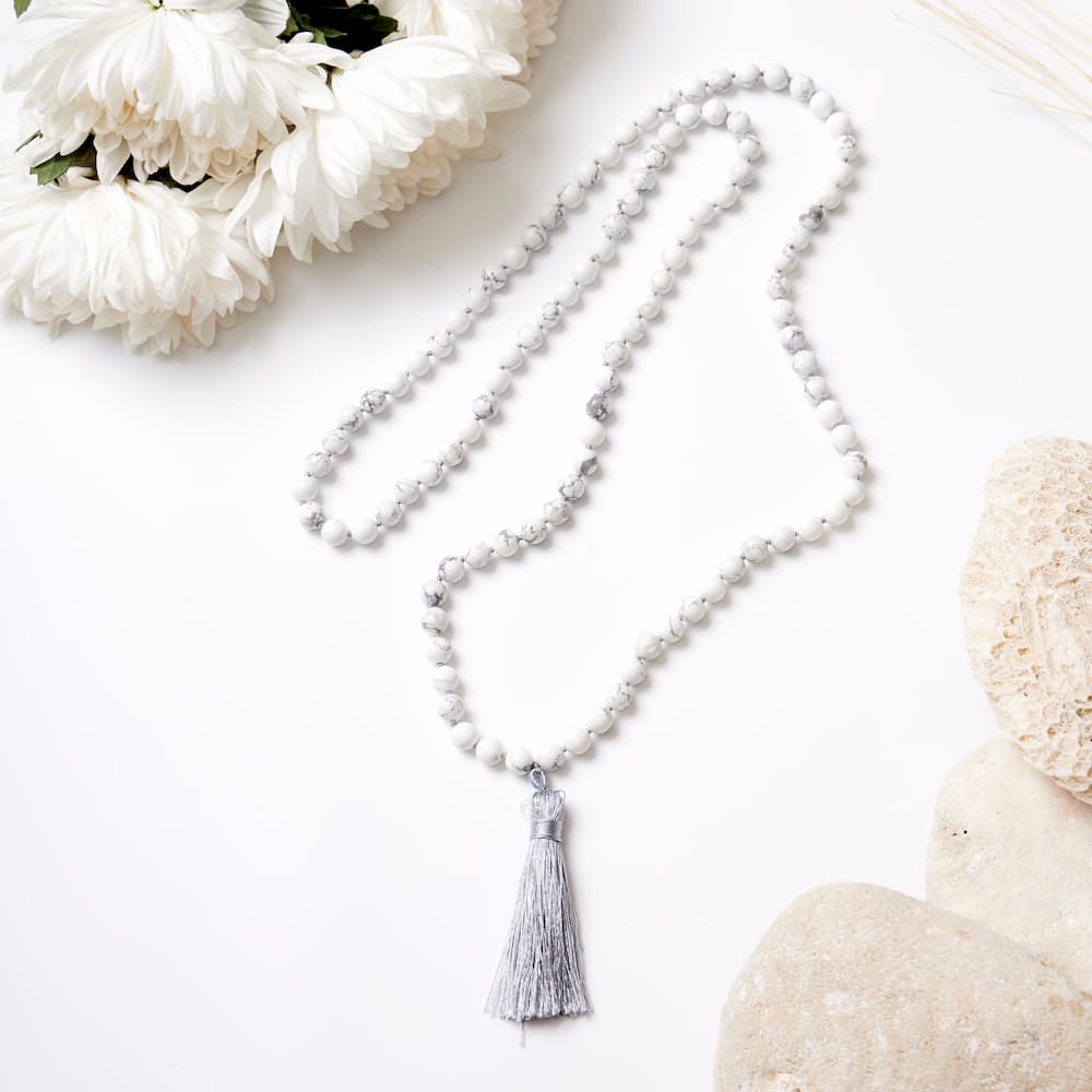 collier mâlâ en howlite