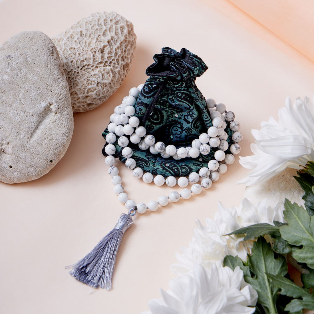 Mala Howlite 108 perles pierre naturelle DailyLama